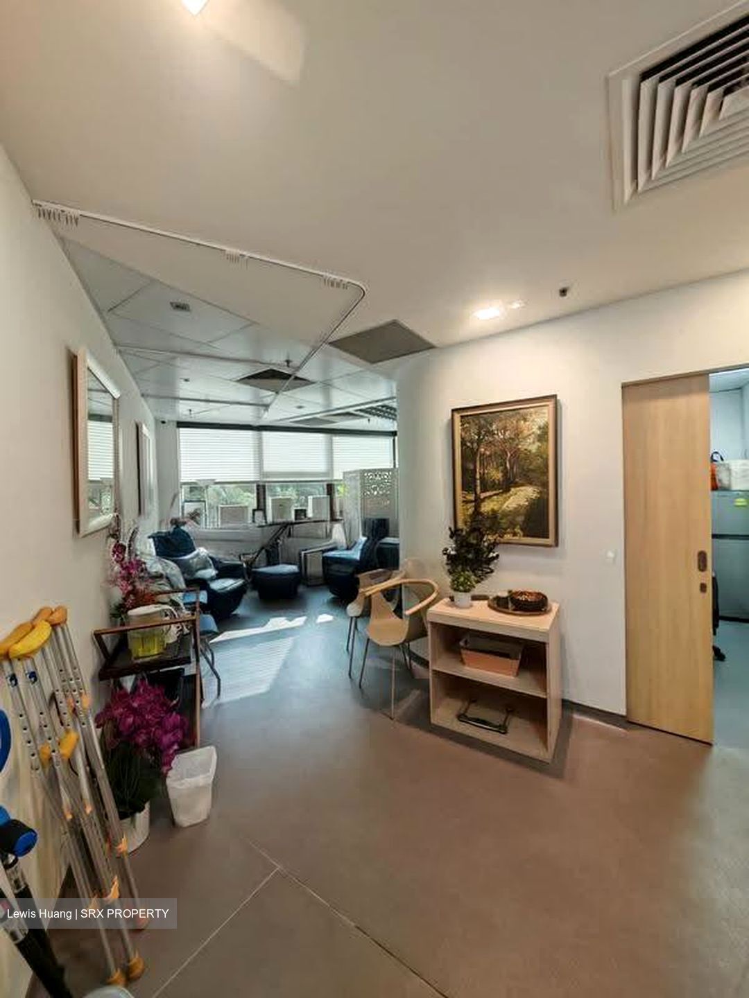 Gleneagles Hospital (D10), Retail #622552751